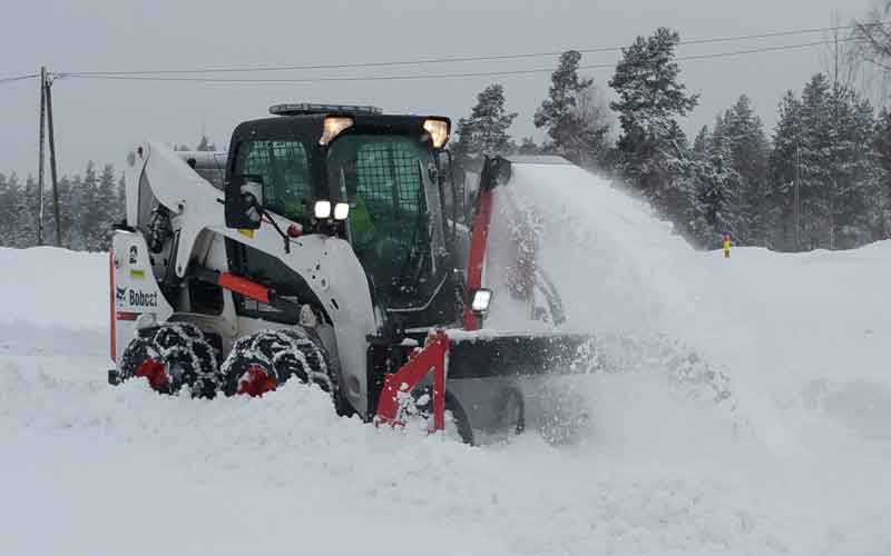 Bobcat med Tokvam snøfreser